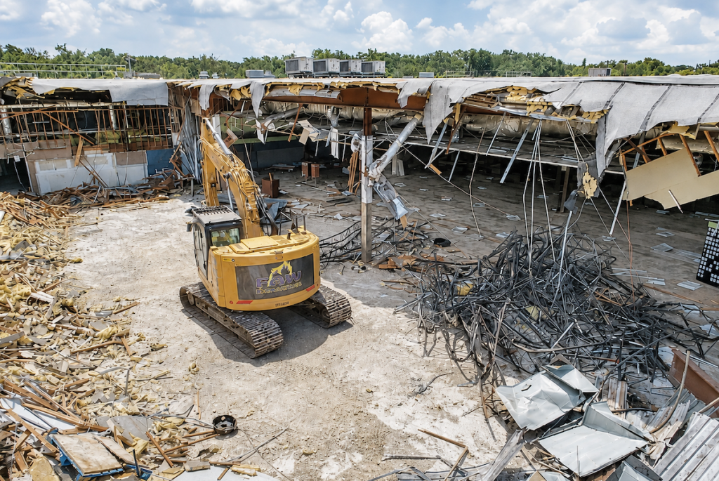 PAW Demolition excavator on demo day at Lakeland Publix teardown